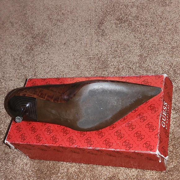 Guess by Marciano Brown Heels - Picture 3 of 4